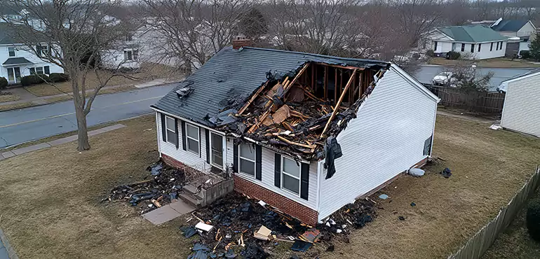 Why Choose Us for Selling Damaged House in St. Petersburg, FL?