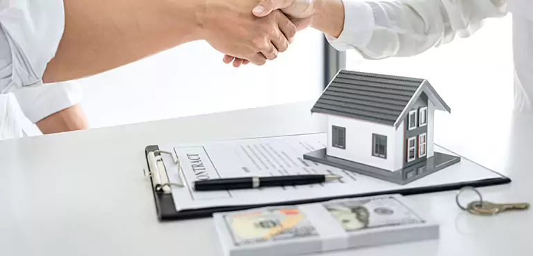 Why Choose St. Petersburg Home Buyers to Buy Your Home Off Market On Cash in St. Petersburg, FL?